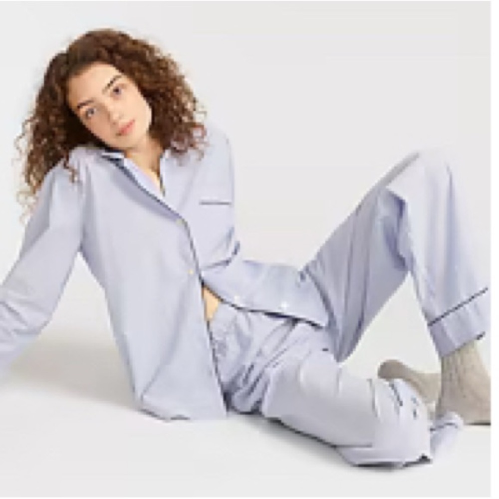 NWT J. Crew Hydrangea Pajama Set with Navy Piping Detail